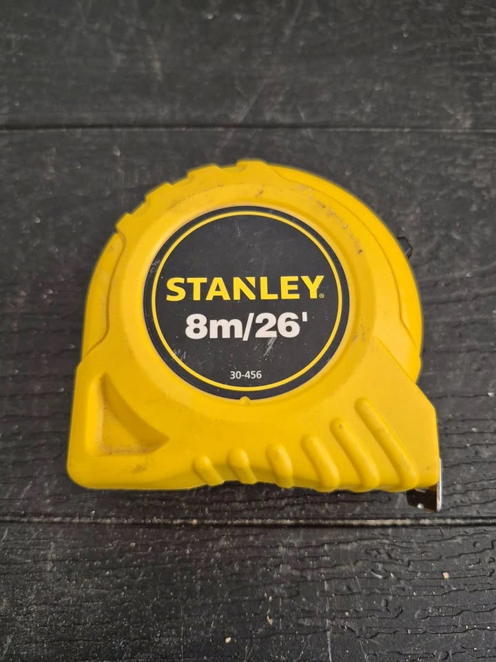 Stanley 8m/26ft Tape Measure