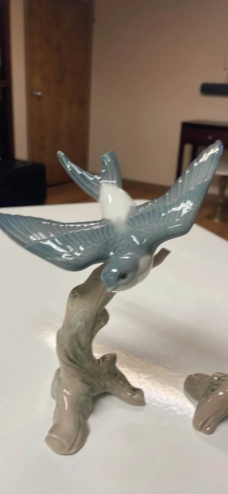 Lladró "Two Hearts Together" (#01006967) figurine set - photo 3