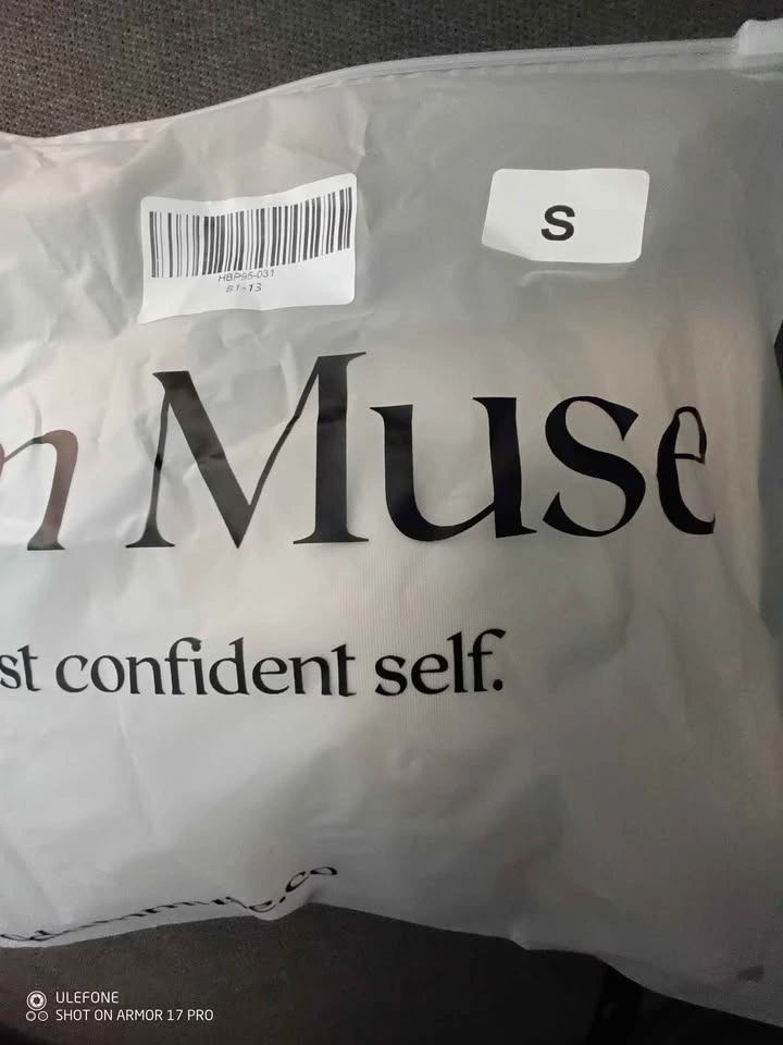 New Madam Muse Jelly Wireless Bra, Size Small - photo 3