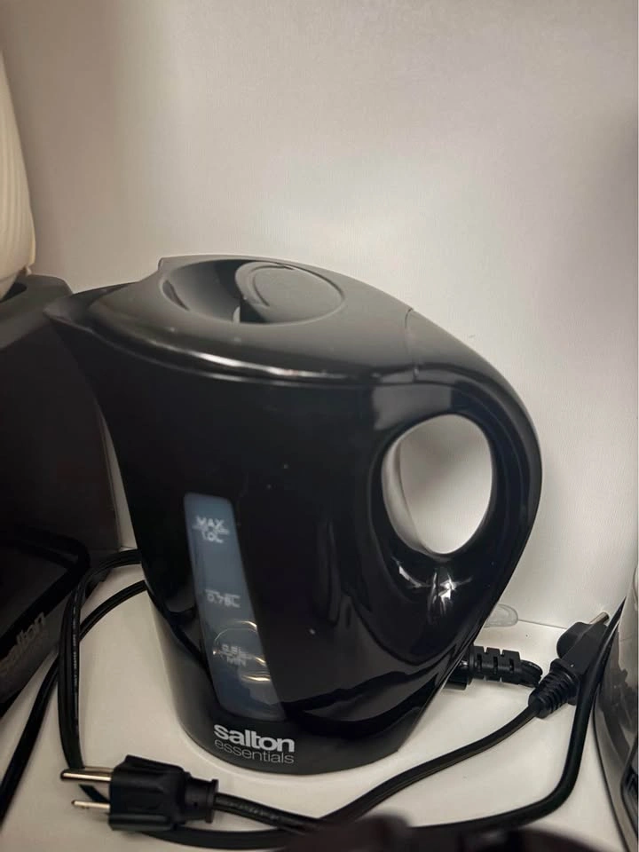 Coffee machine, air fryer, and water boiler - photo 4