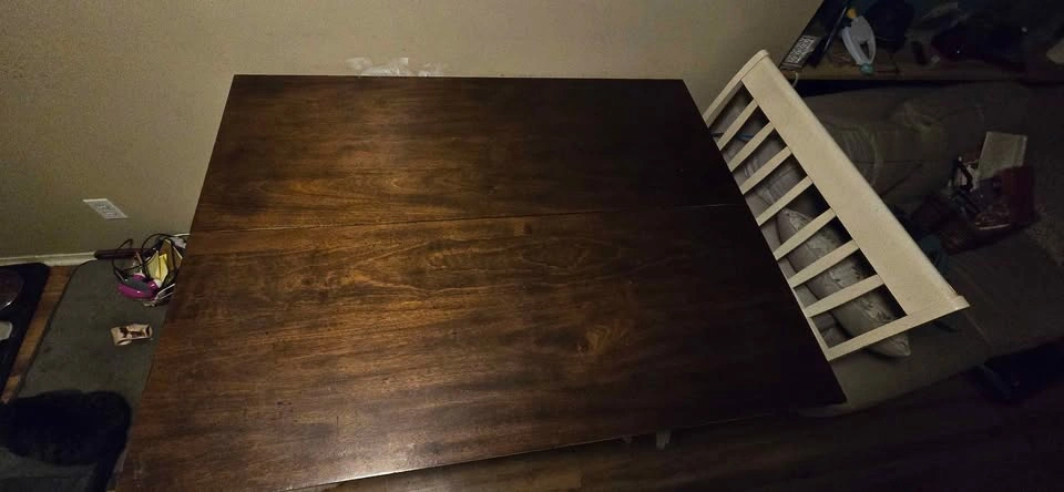 Bar height table and chairs w/bench seat - photo 3