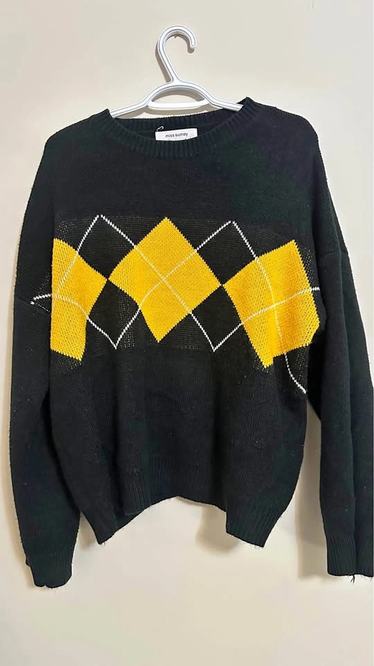 Miss Sumey Argyle Knit Sweater