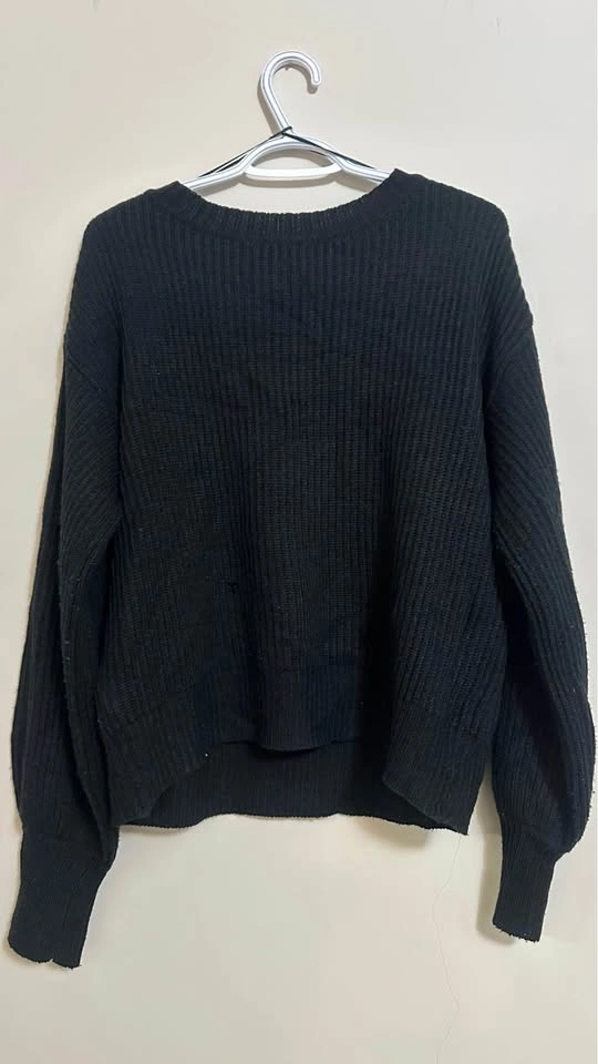 U2B V-Neck Knit Sweater - photo 3
