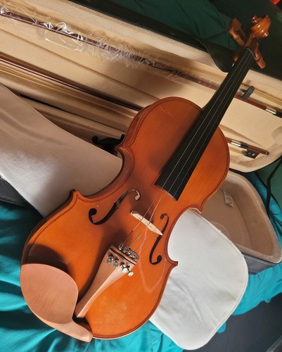 Cecilio 4/4 Full Size Acoustic Violin Set with Case, Bow, Rosin - photo 3