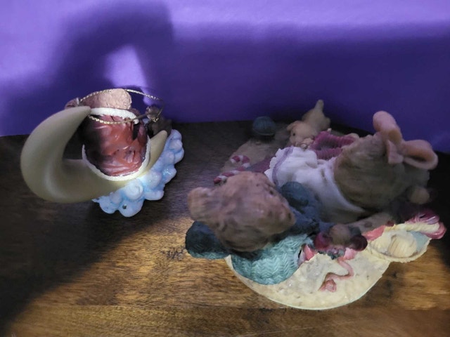 Vintage Teddy & Me Hand-Painted Polyresin Figurines 1994 - photo 3
