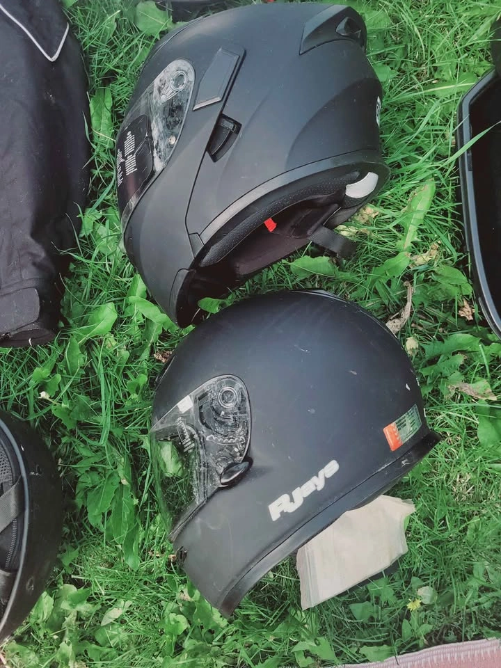 Brand New Motorcycle Gear Bundle: Jacket, Helmets, Top Boxes - photo 2