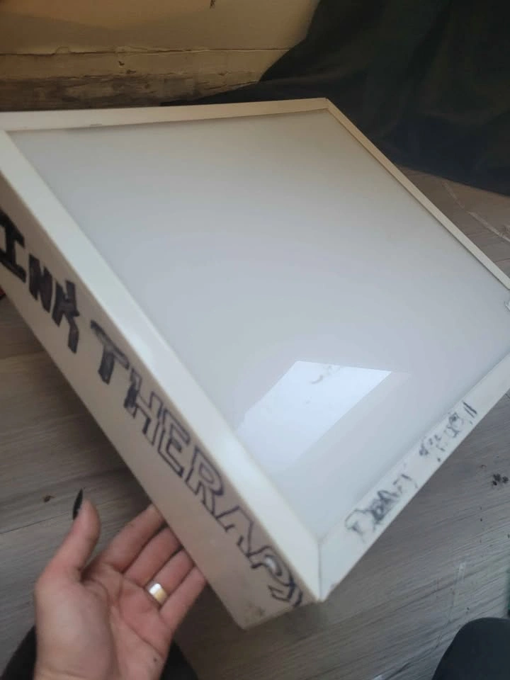 Vintage White Light Box - photo 5