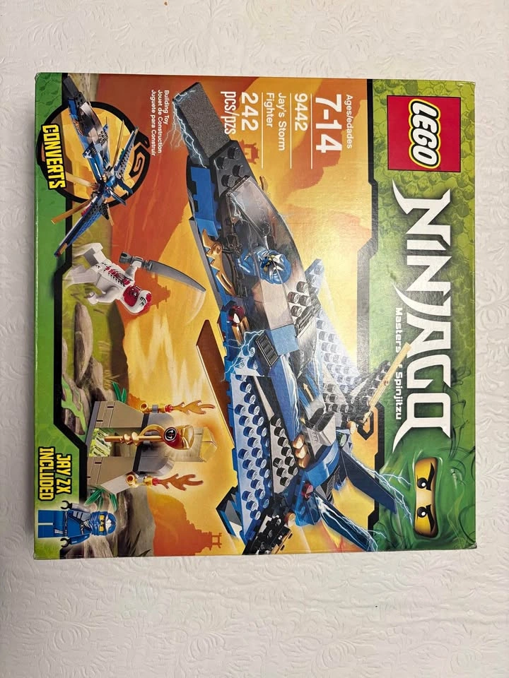 LEGO Ninjago Jay's Storm Fighter 9442