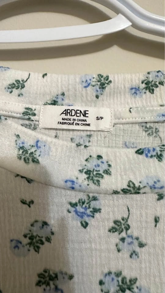 Ardene Floral Tiered Puff Sleeve Dress - photo 2
