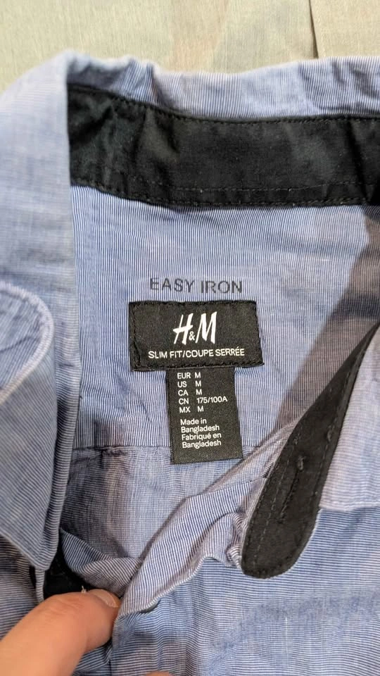 QUICK SALE: Lot of 6 Men's Medium Dress Shirts - photo 3