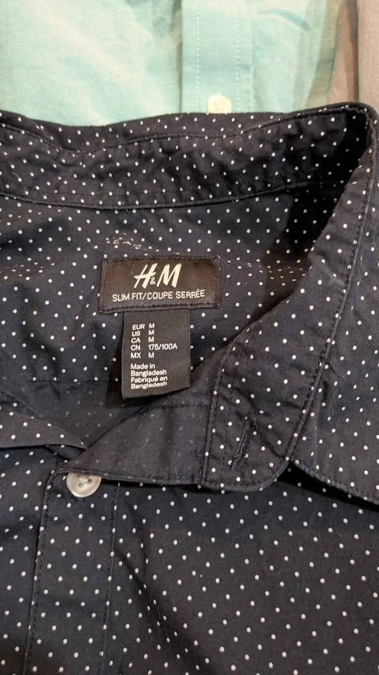 QUICK SALE: Lot of 6 Men's Medium Dress Shirts - photo 5