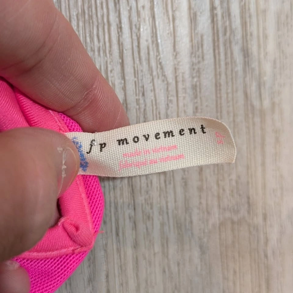 Free People Movement Pink Yoga Crop Top - Size Small - photo 4
