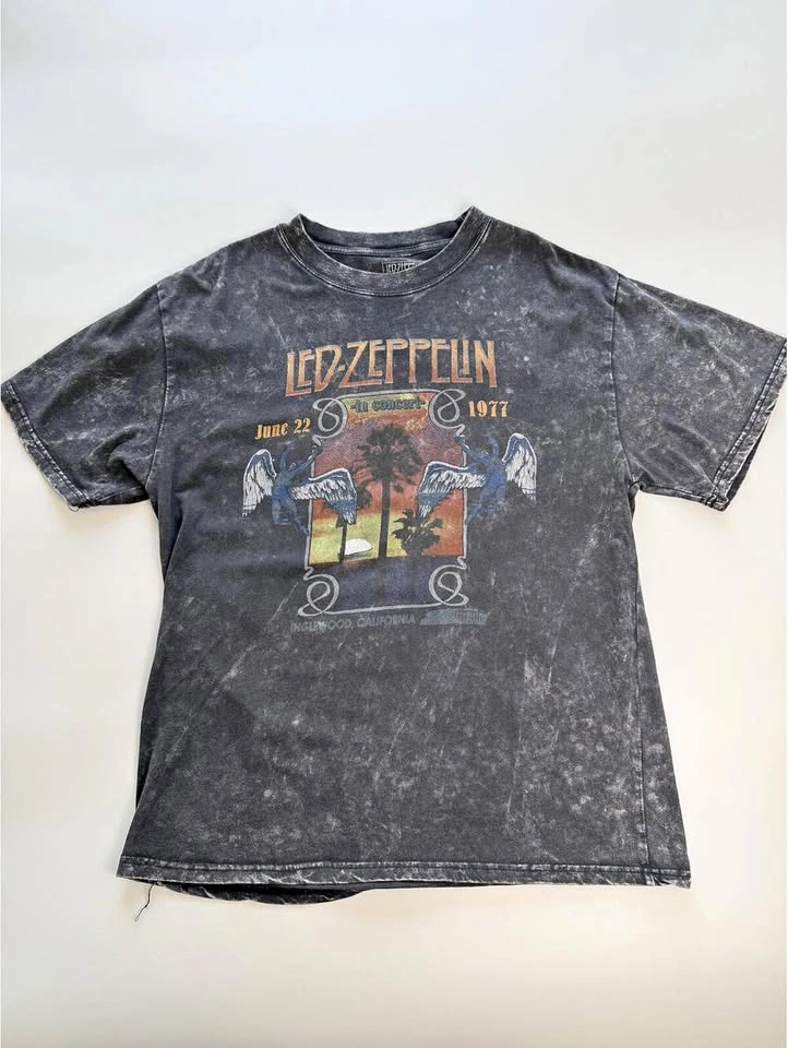 Led Zeppelin Graphic Tee, Vintage Style Band Shirt, Large