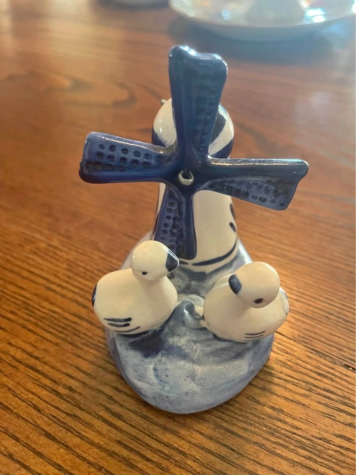 Delft Blue Holland miniature figurine windmill