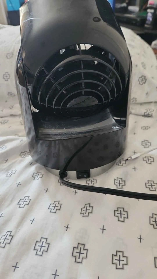 Vornado desk fan - photo 2