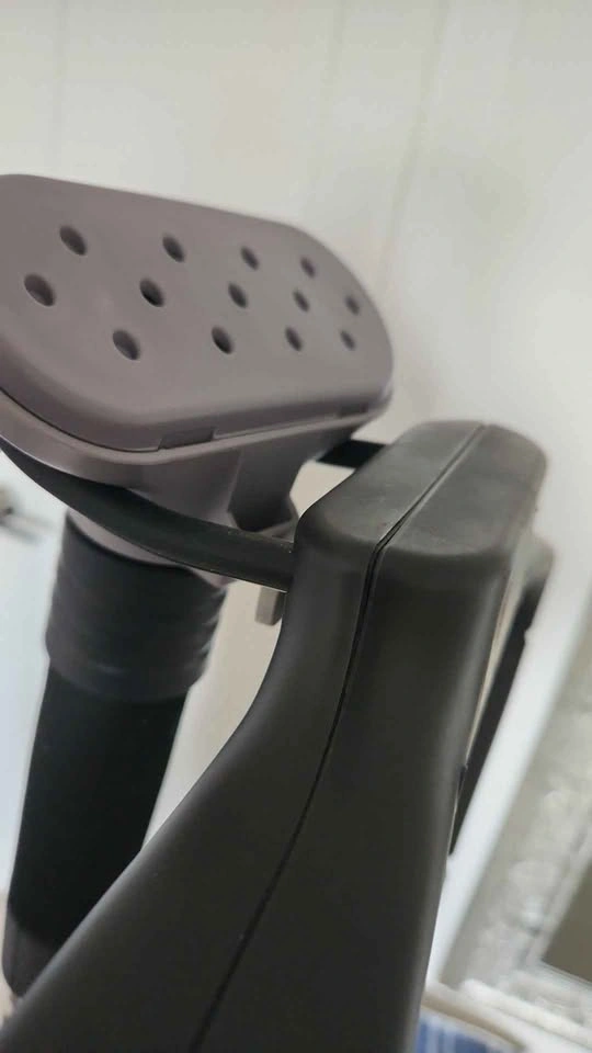 Rowenta Garment Steamer - photo 4