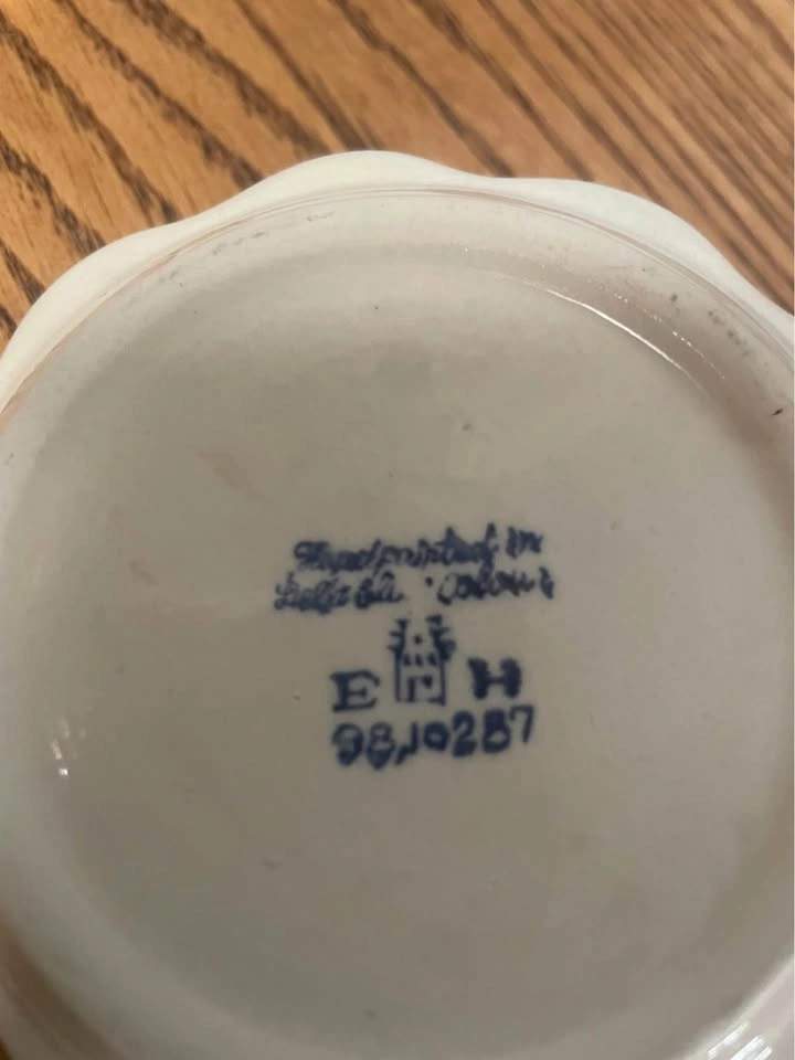 Vintage Delft Blue style ceramic ashtray - photo 3
