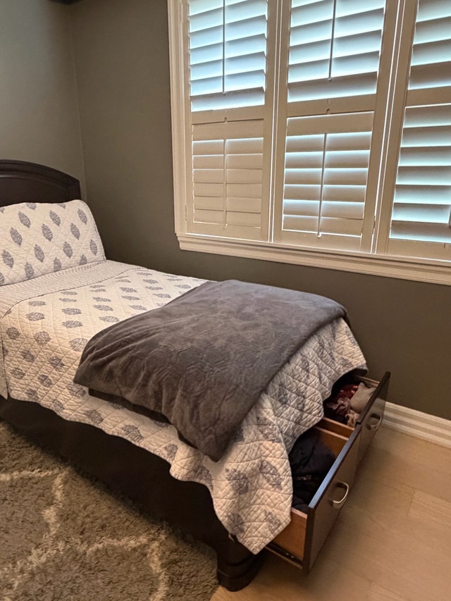 Solid Wood Single Bed Frame with Storage Drawers - photo 2