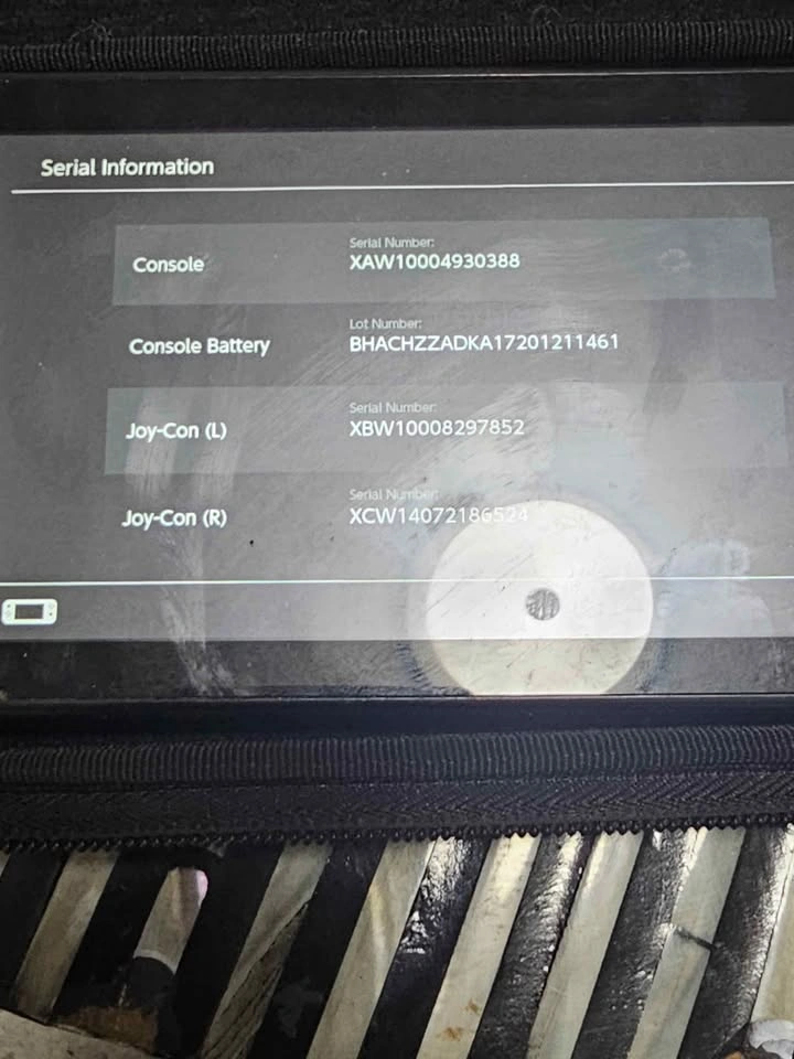 Nintendo switch for sale $200 - photo 2