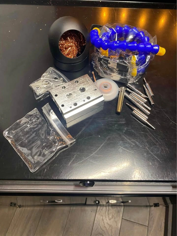 Soldering bit and accessories, copper, board holder spider clamp