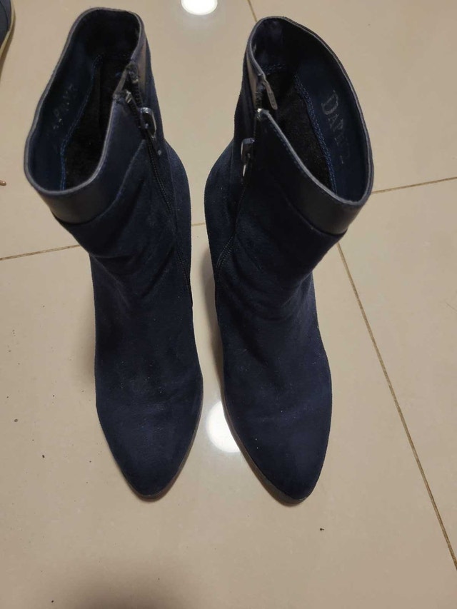 Daphne Wedge Boots