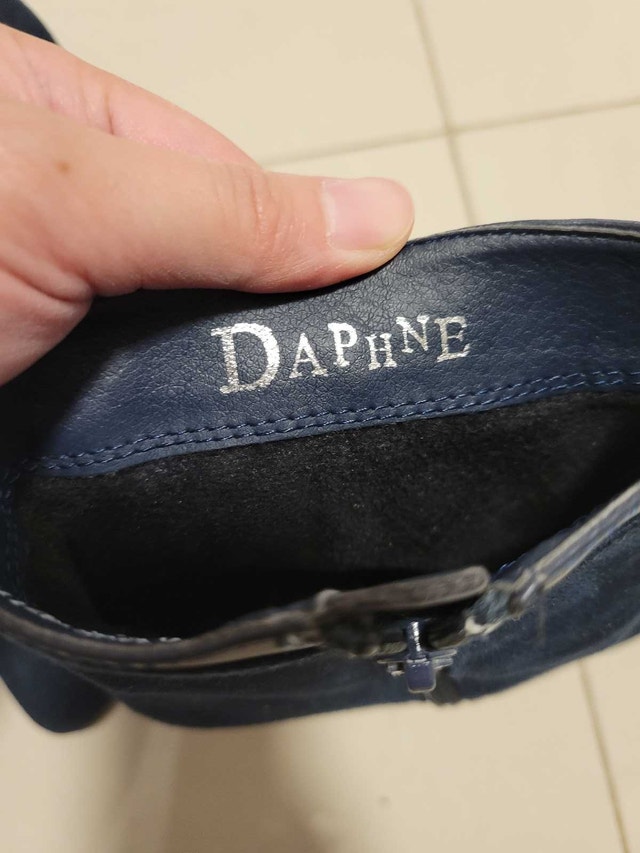 Daphne Wedge Boots - photo 4