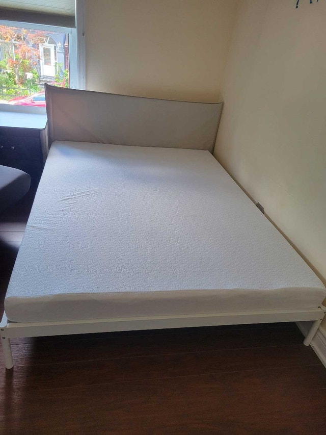 Queen mattress - photo 3