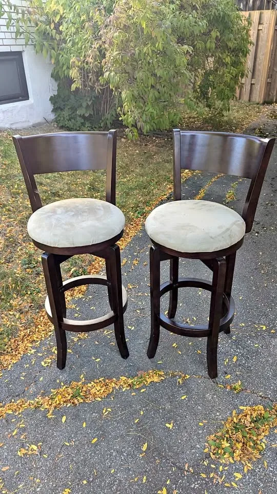 2 Wooden Swivel Bar Stools thumbnail