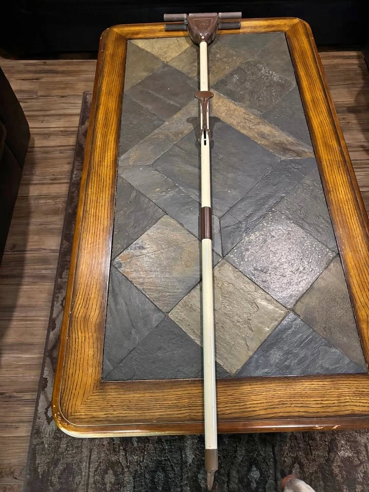 Vintage Fully Functional Atlantic Bee Mop