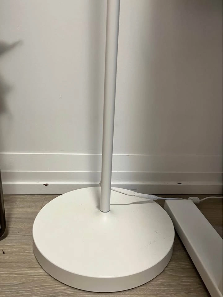 Honeywell LED Floor Lamp — Adjustable Head, Touch Dimmer - photo 2