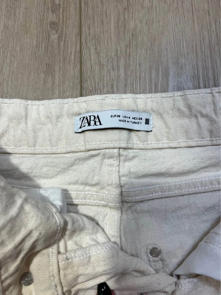 ZARA Cream High-Rise Straight-Leg Jeans - Size 4 - photo 5