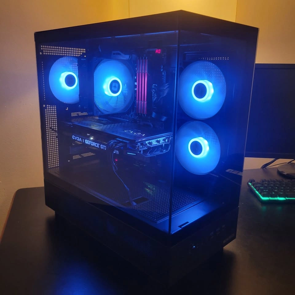 i7 + EVGA GTX 1080Ti Gaming PC - photo 5