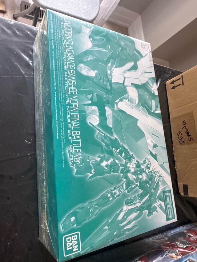 Bandai RG 1/144 Unicorn Gundam 02 Banshee Norn Final Battle