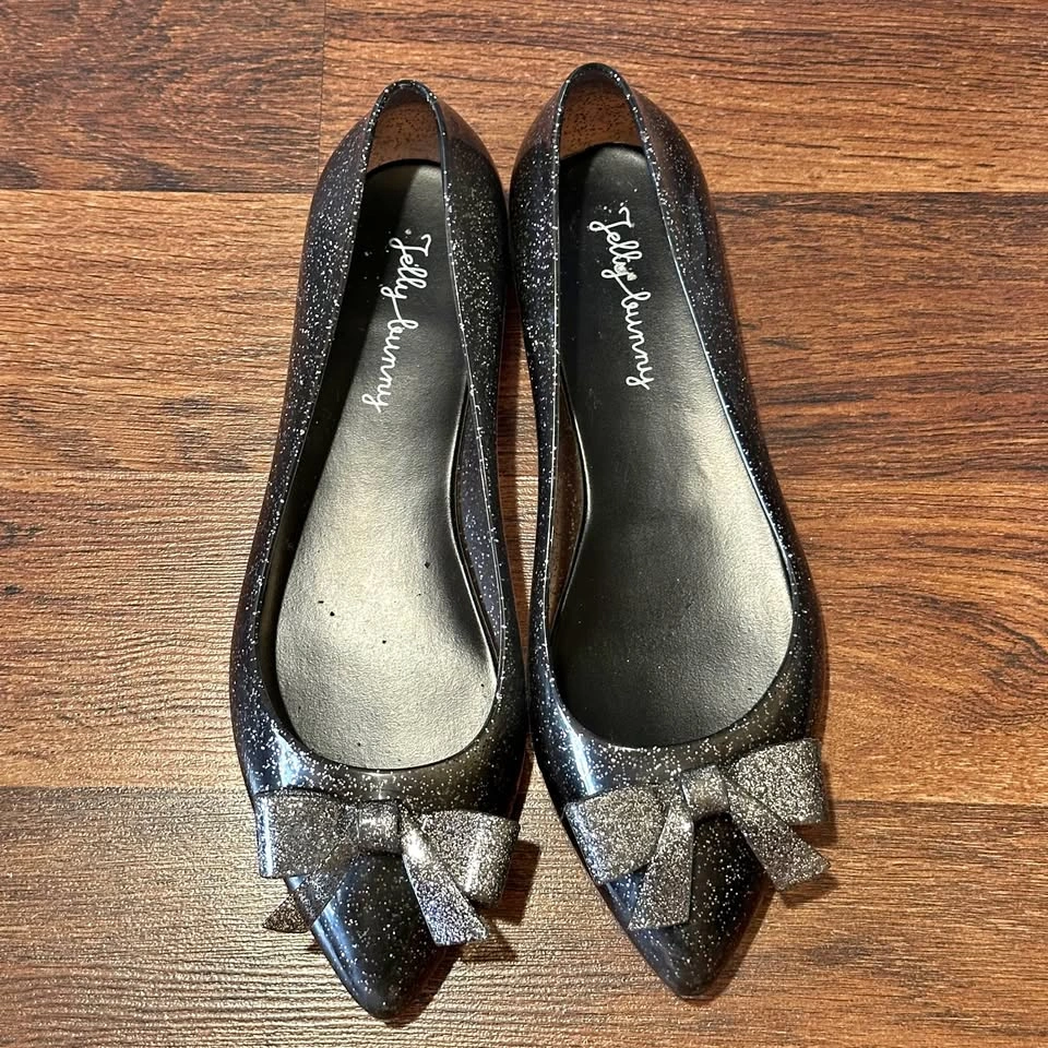 Jelly bunny flat shoes size 8