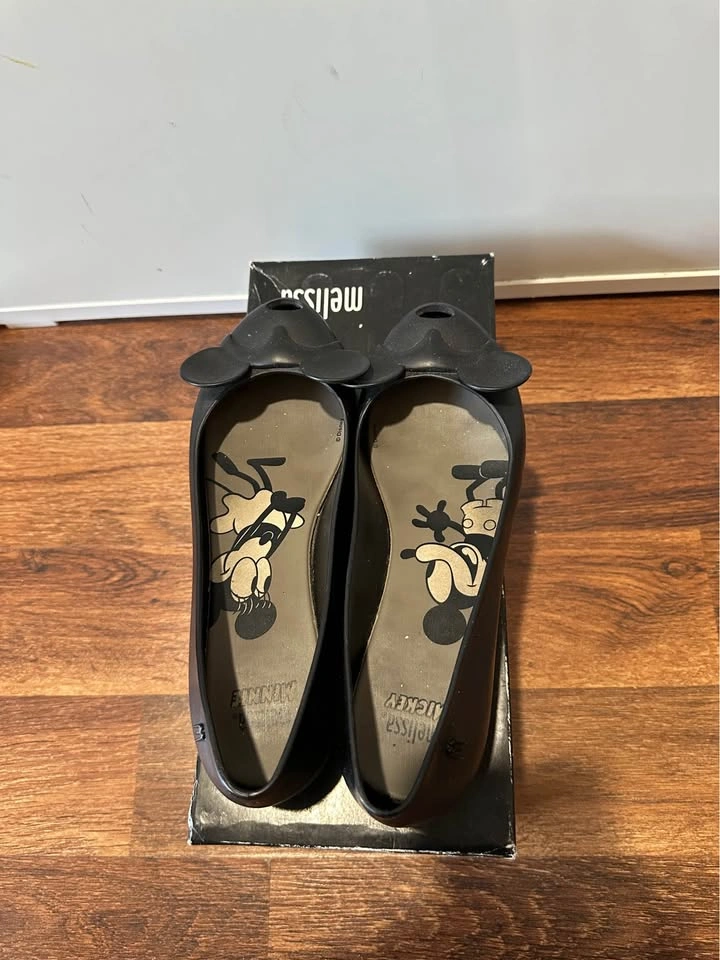 Melissa ultragirl minnie III flat shoes size 7 - photo 3