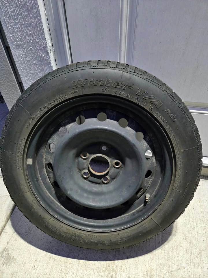 4 Winter Tires 205/55 R16 - Honda Civic - WITH Steel Rims