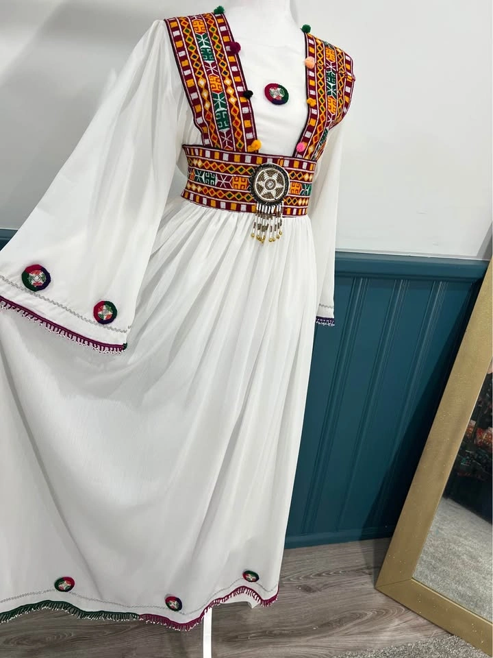 Afghani dress. Beautiful elegant dress - photo 2