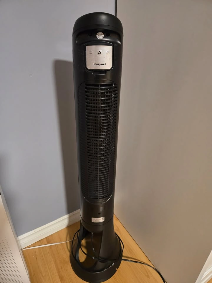 Honeywell Quiet Set Tower Fan - photo 2