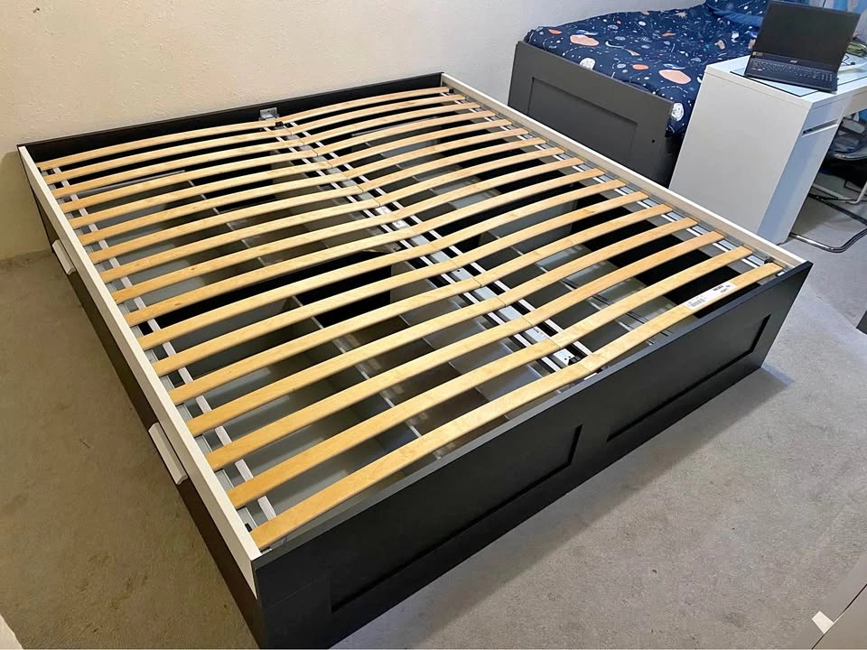 King Bed Frame with 4 large drawers