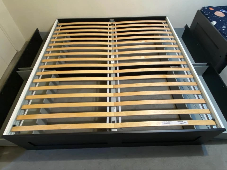 King Bed Frame with 4 large drawers - photo 4