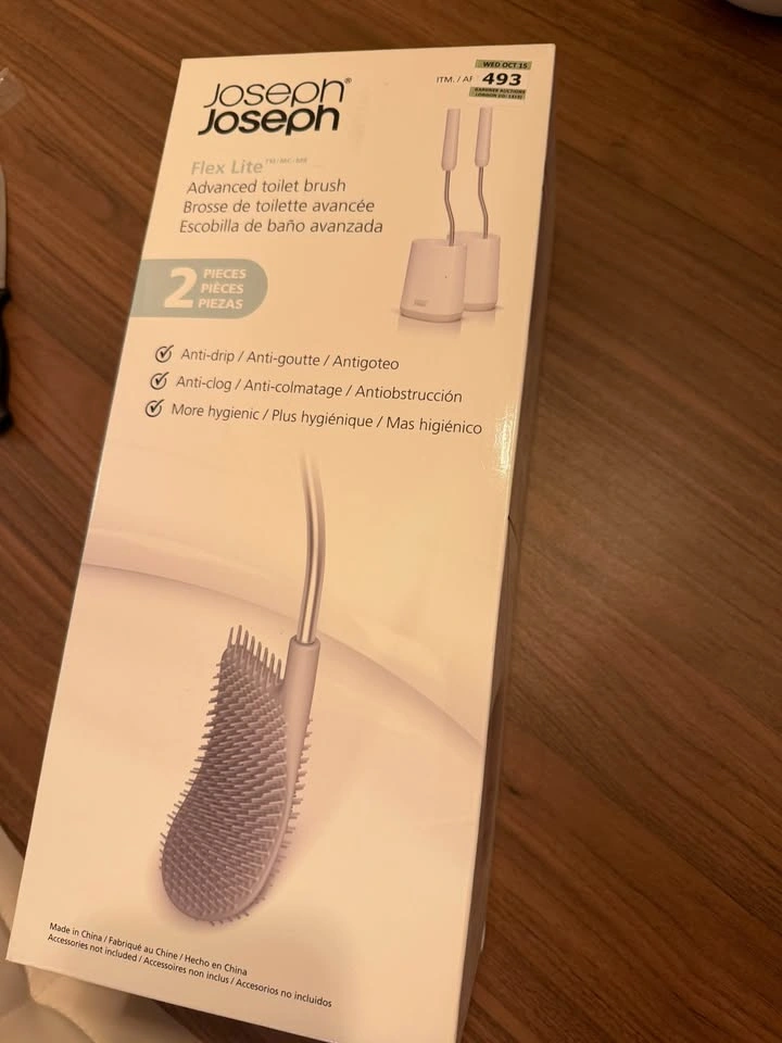 NEW Joseph Joseph Flex Lite Silicone Toilet Brush (2-Pack) - photo 3