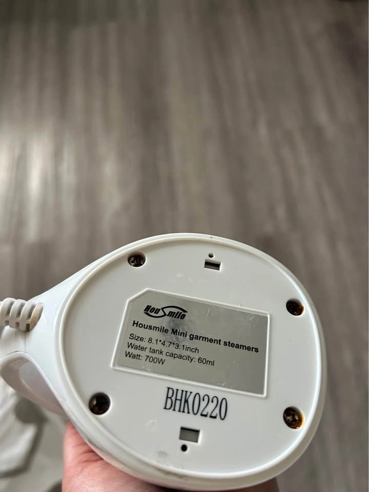 Mini Garment Steamer - photo 2