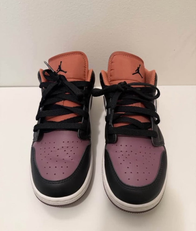Jordan 1 Low Sneakers