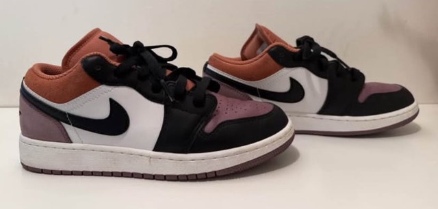 Jordan 1 Low Sneakers - photo 2