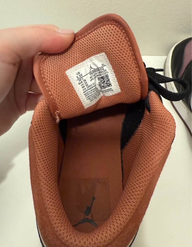 Jordan 1 Low Sneakers - photo 3