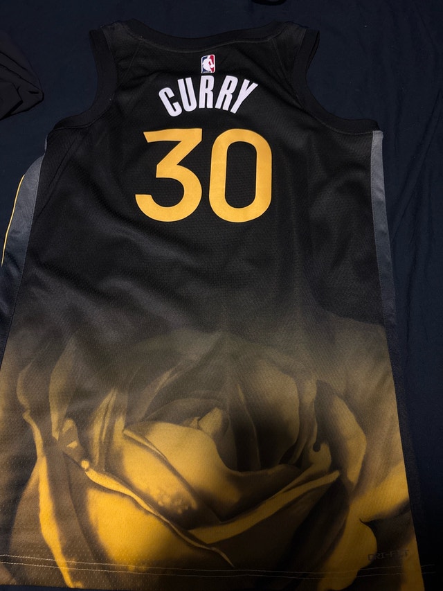 STEPH CURRY 2023 CITY JERSEY SIZE MENS SMALL - photo 3