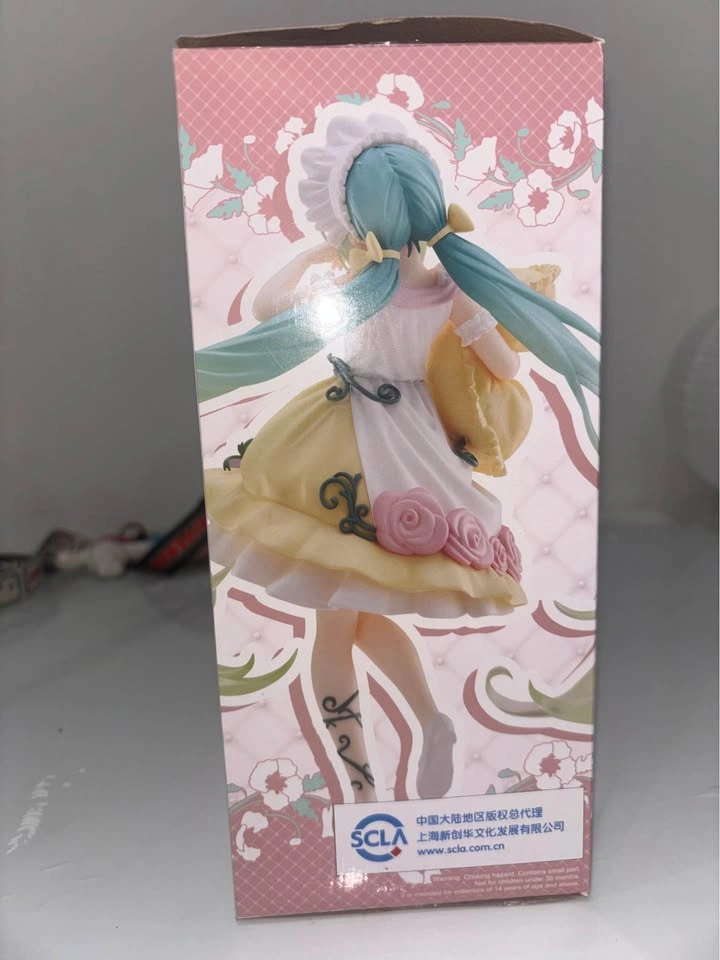 Sleeping beauty-wonderland Miku figure - photo 4
