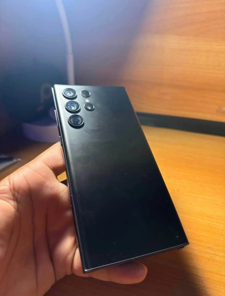 S22 Ultra 128Gb - photo 4