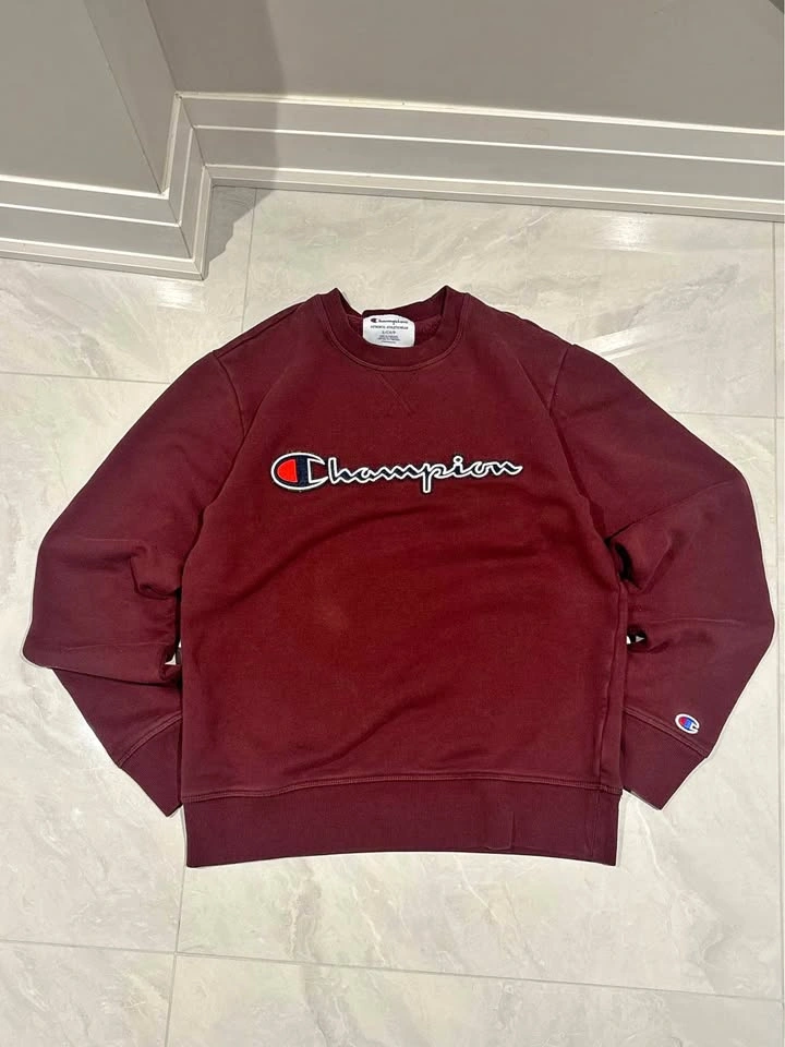 Champion crewneck maroon