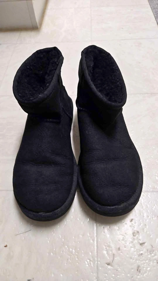 Winter womens shoes